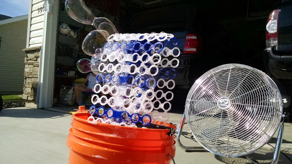 Bubble bucket