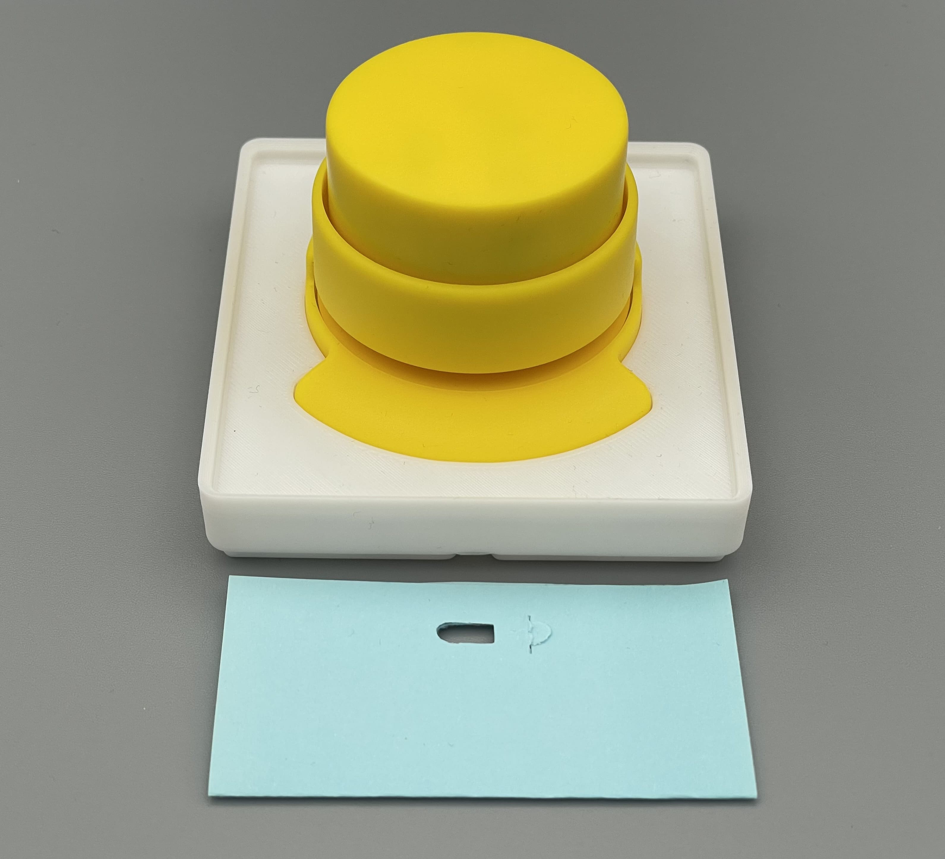 Miniatura 21 do modelo 3D Gridfinity 2x2 bin for basic stapleless-stapler, with SourceCode