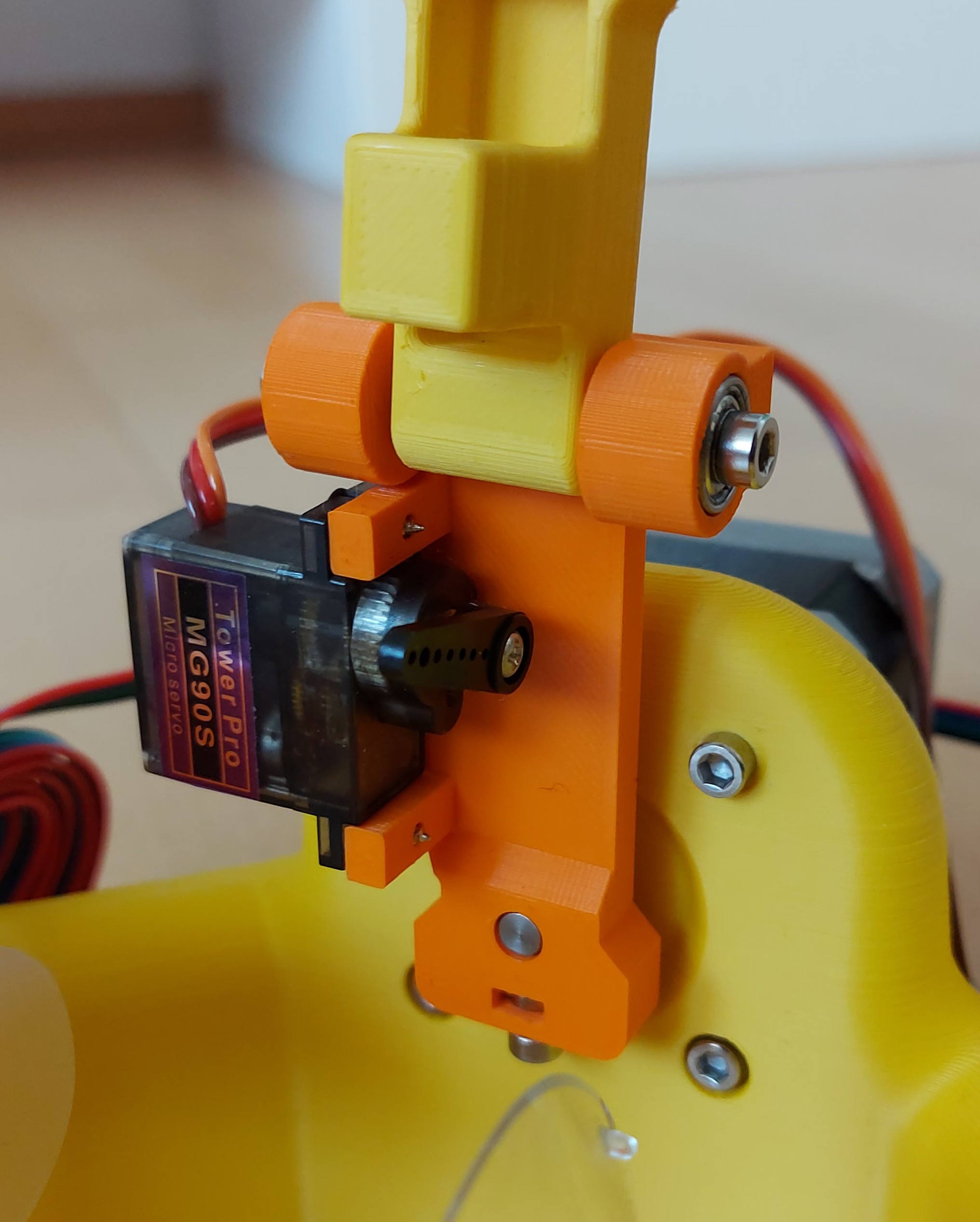vertical arm with 623ZZ