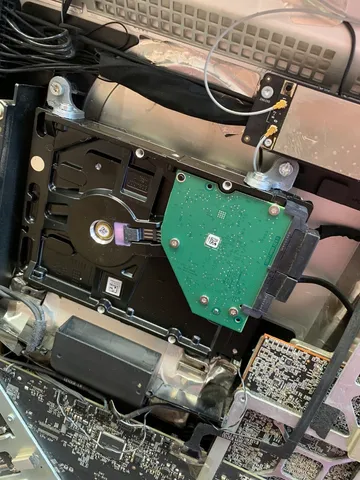iMac HDD Holder