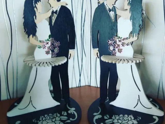 wedding couple napkin holder