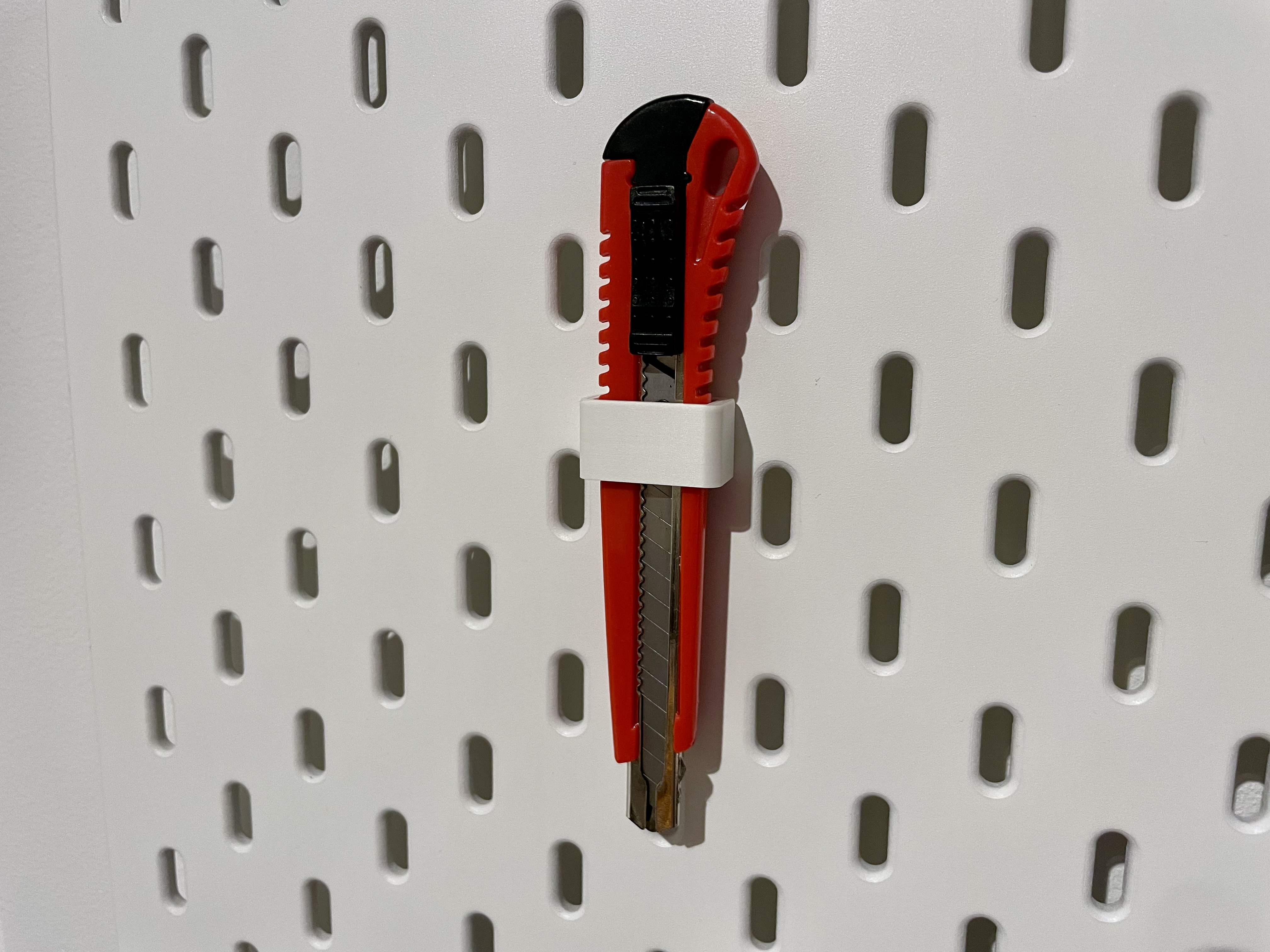 IKEA Skadis Cutter / Scissors Holder