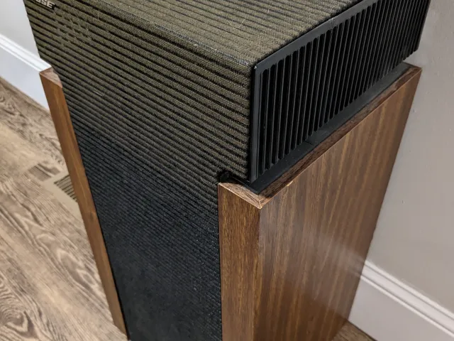 Side Panel Grill - Bose 601 Series II