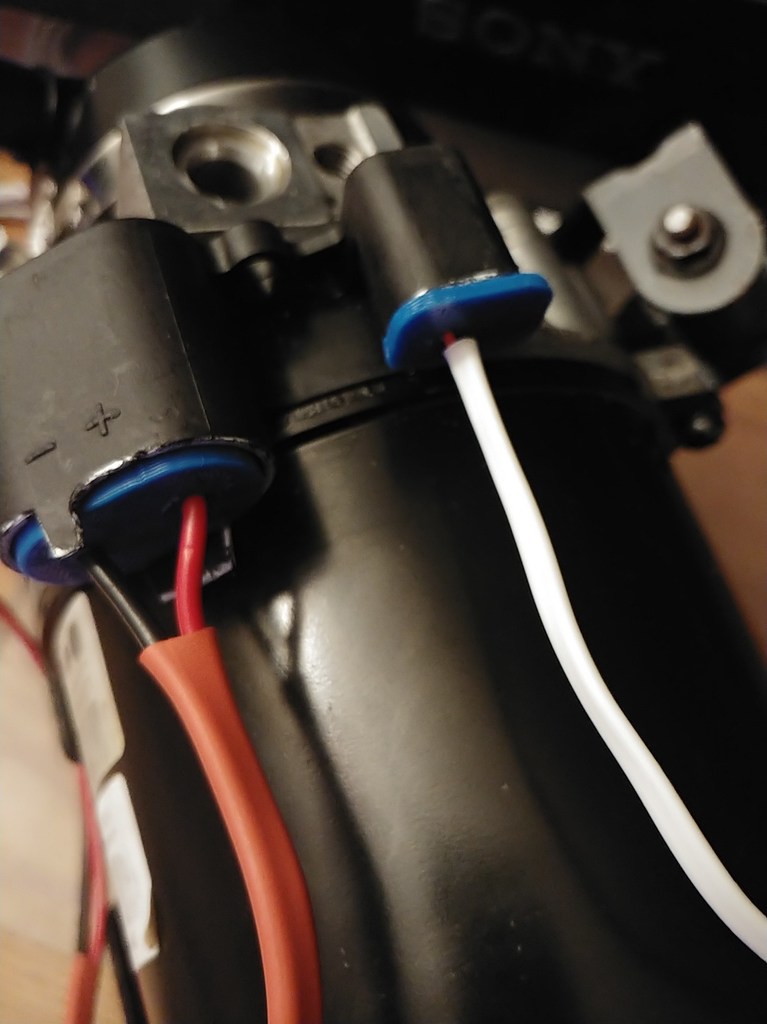 Mini Cooper Powersteering Pump Control Plug — miniatura 5