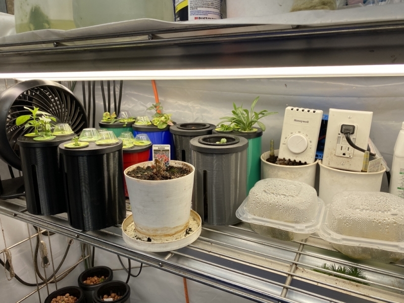 Kratky Pot with Three Inch Netpot Lid