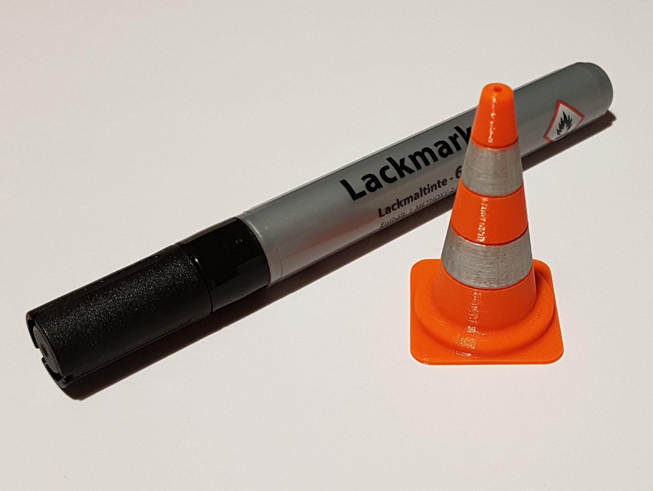 Street cone for RC models (current scale is for 1:10 models)