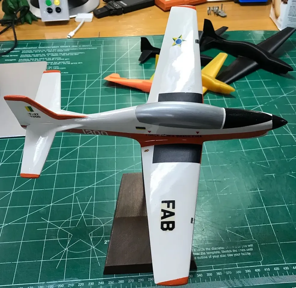 Kit P/ Montar Masterkit 1/72 Avião Tucano T-27, Playtoy Brinquedos