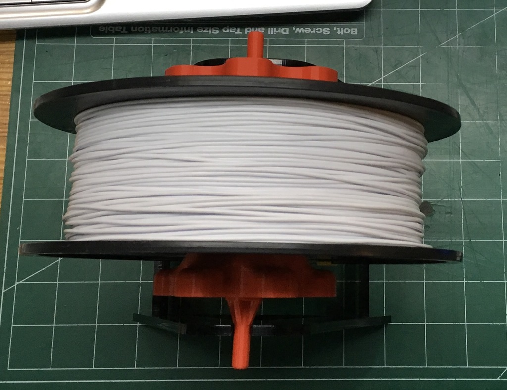 Rodless Spool Holder