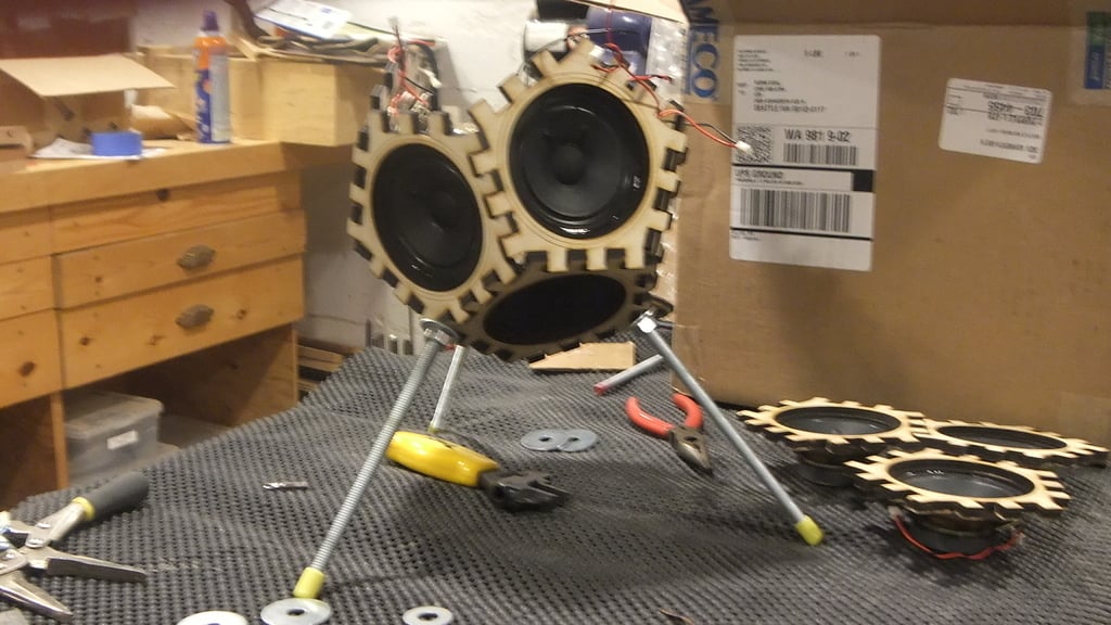 Sputnik 17: Dodecahedron loudspeakers