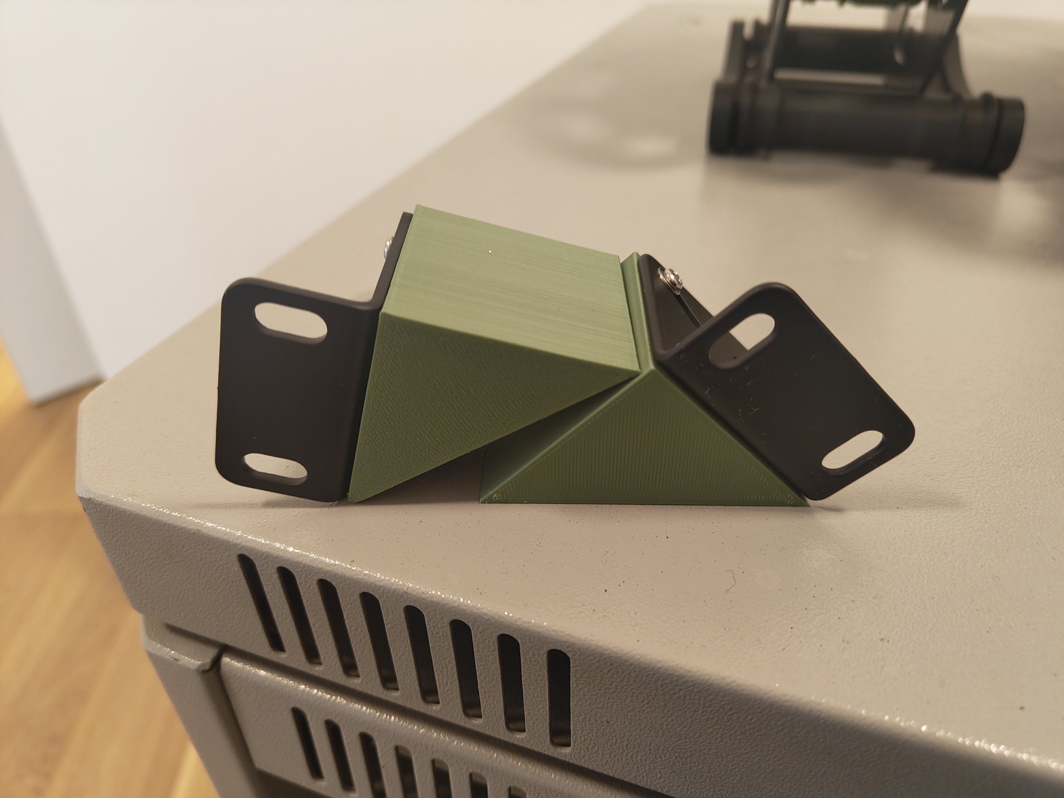 1U Rack Ear Shelf Adaptor
