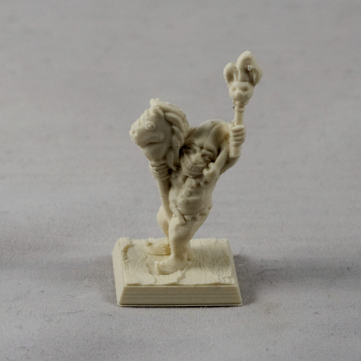 Goblin jester 28mm (supportless, FDM friendly)Happy A — 2