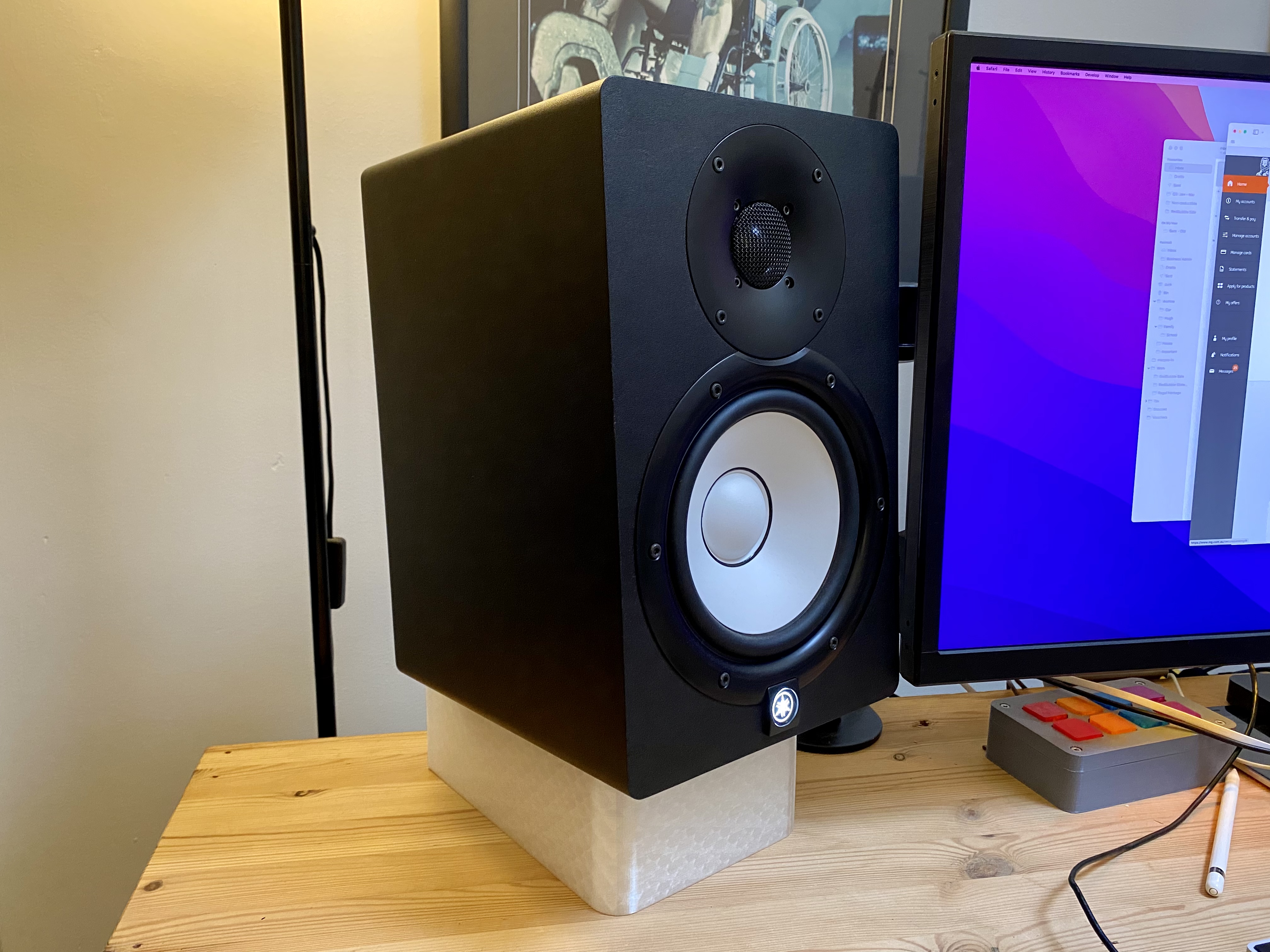 Monitor Speaker - Desktop Wedge Mounts