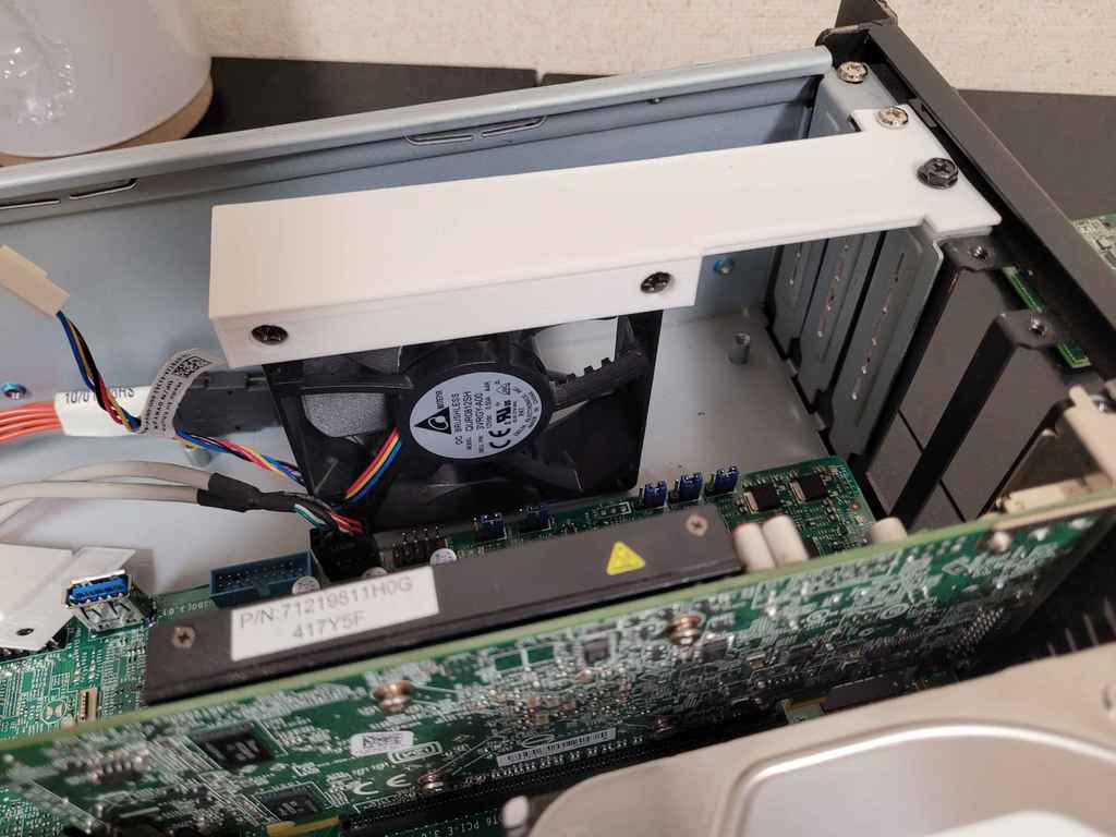 Low Profile PCI Slot 80mm Fan Mount Bracket for Plink IPC-2350F