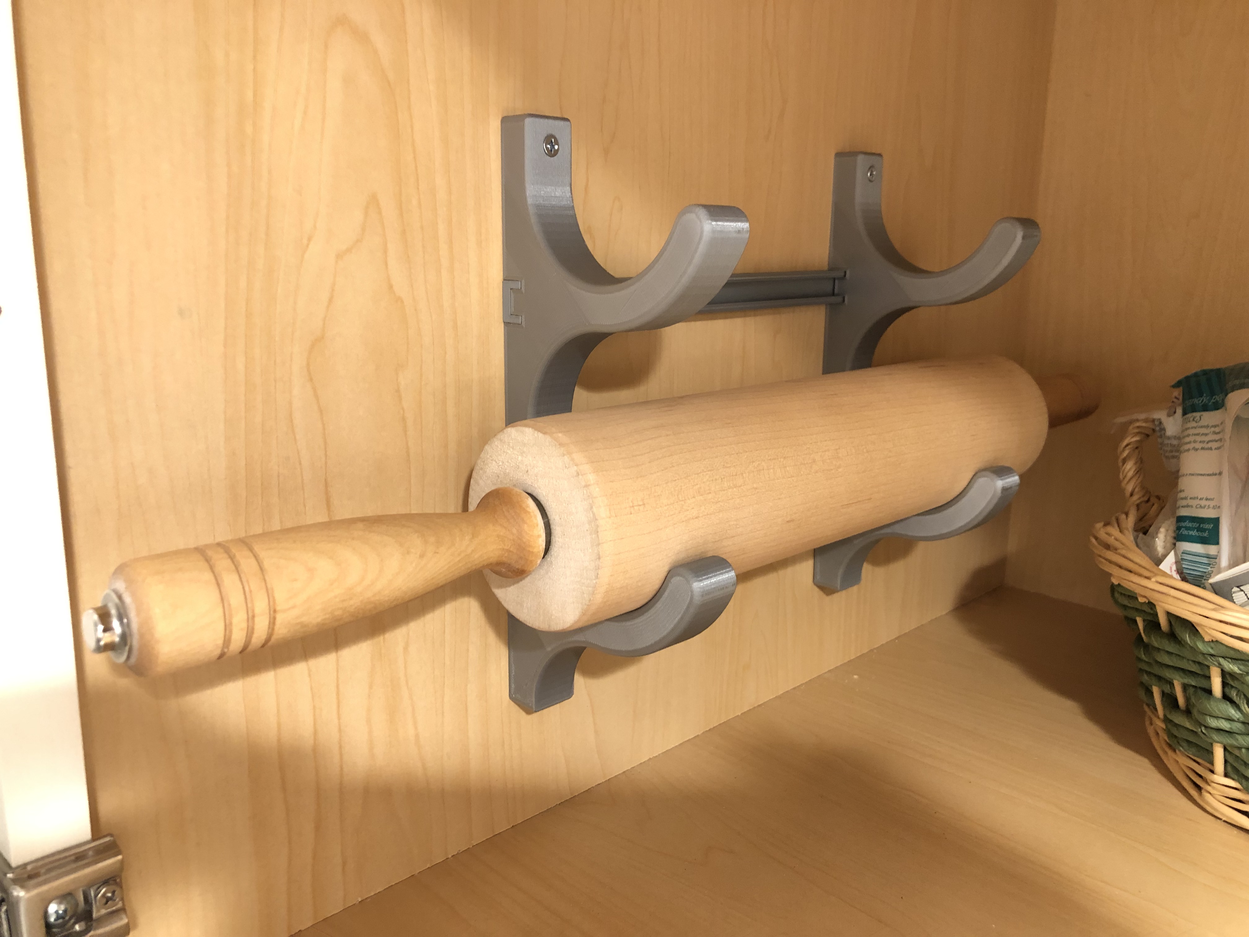 Rolling Pin Hanger by Cowwolfe Download free STL model