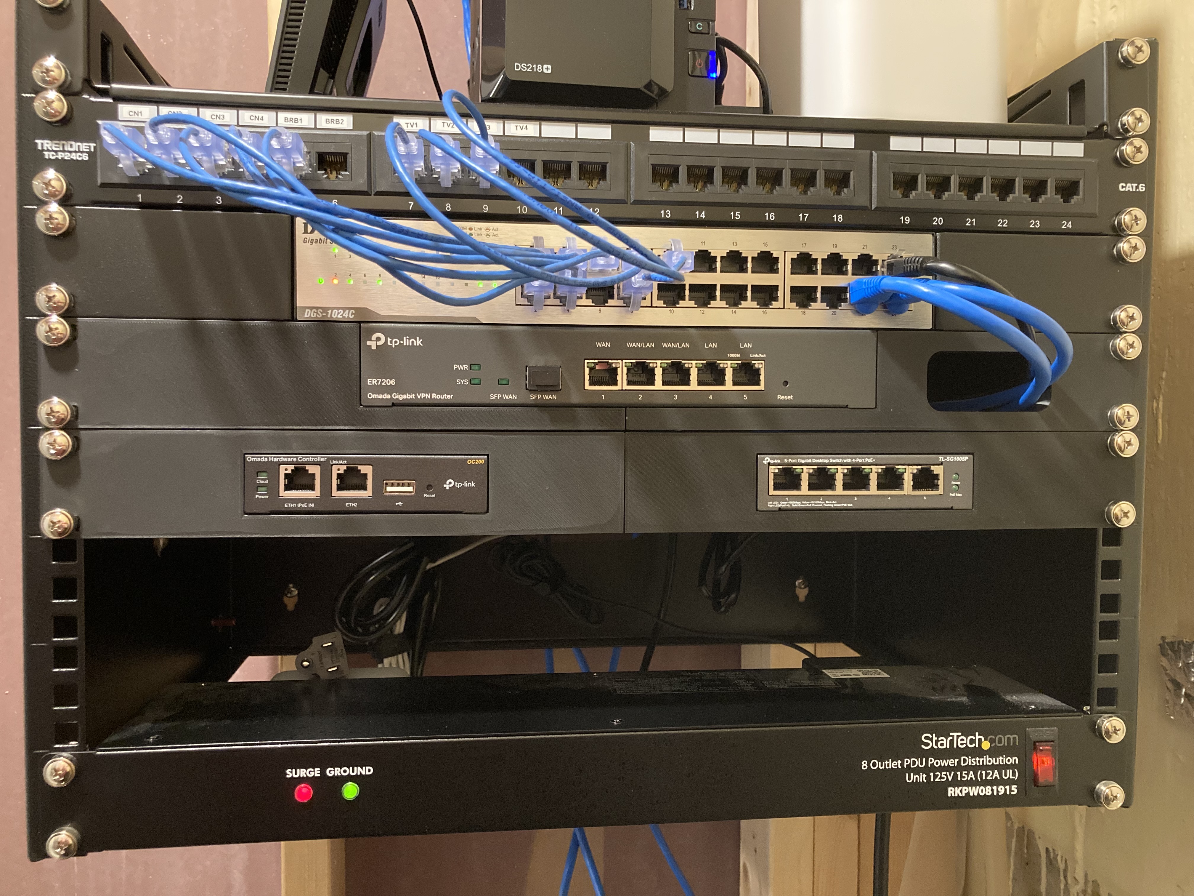 I made a custom rack mount for the router and controller : r/TPLink_Omada