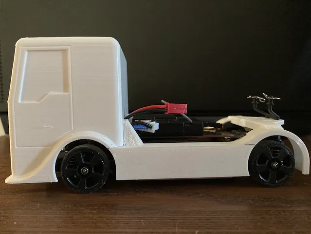 Generic 1/28 RC race truck body