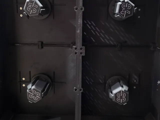 Top main boxes adjusted mounting holes
