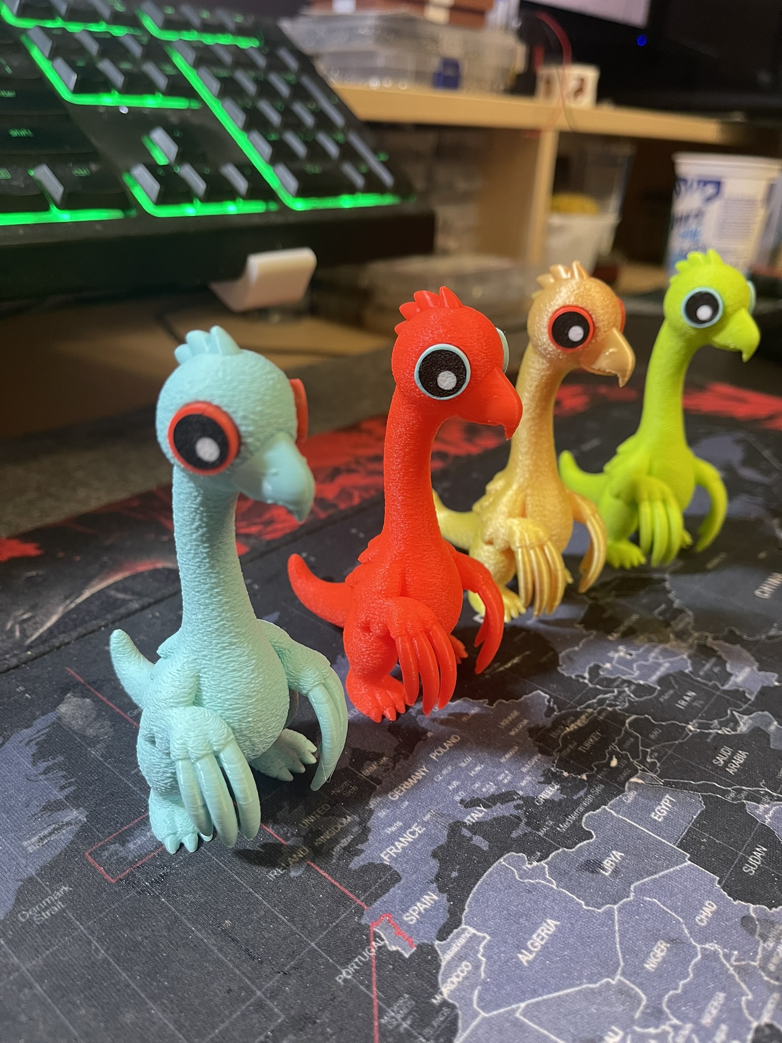 Cute Little Therizinosaurus – RAZORCLAW (cartoon, noAMS)