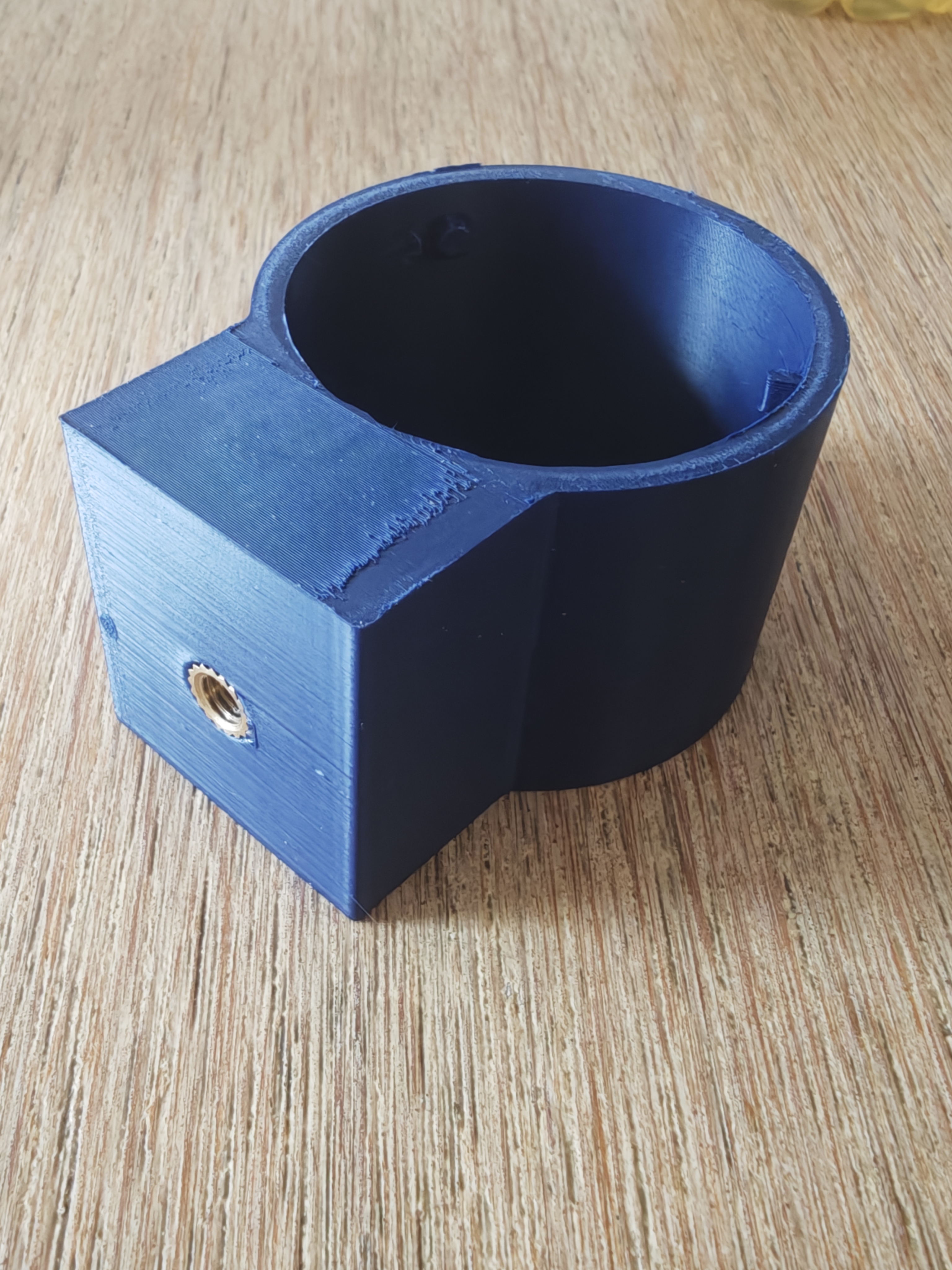 Trailer Plug Bracket — thumbnail 2