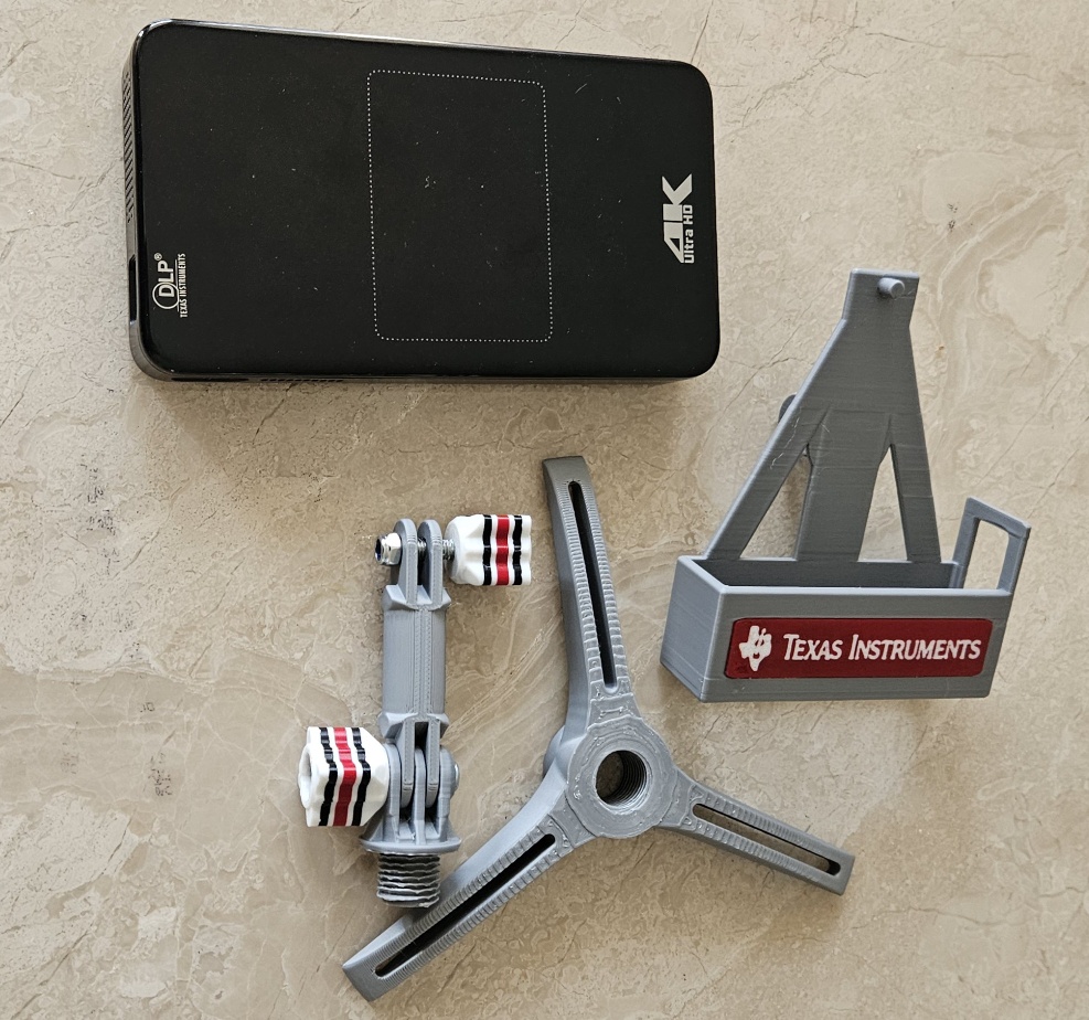 Miniatura 3 do modelo 3D Mini Projector Stand