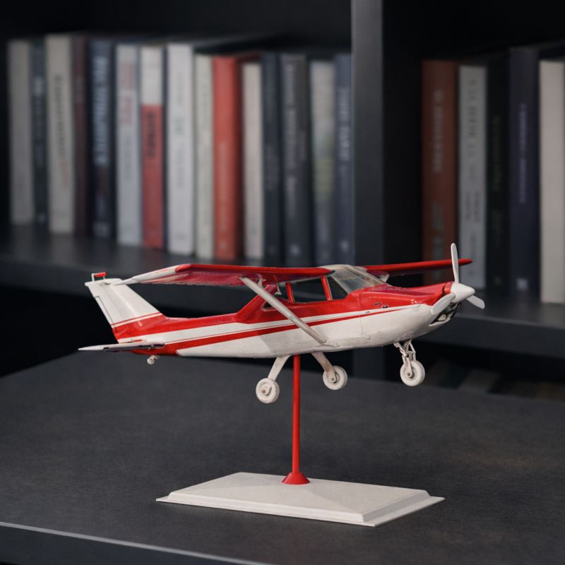 Model Airplane Cessna 172
