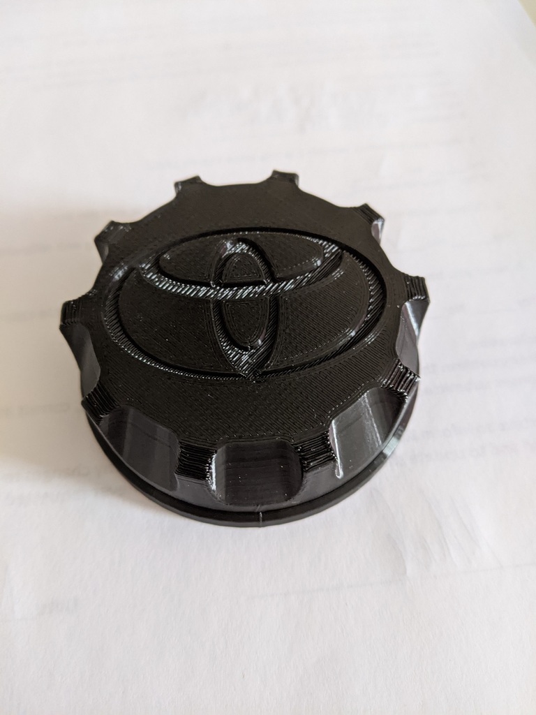 2019 Toyota Rav4 hub caps + tool