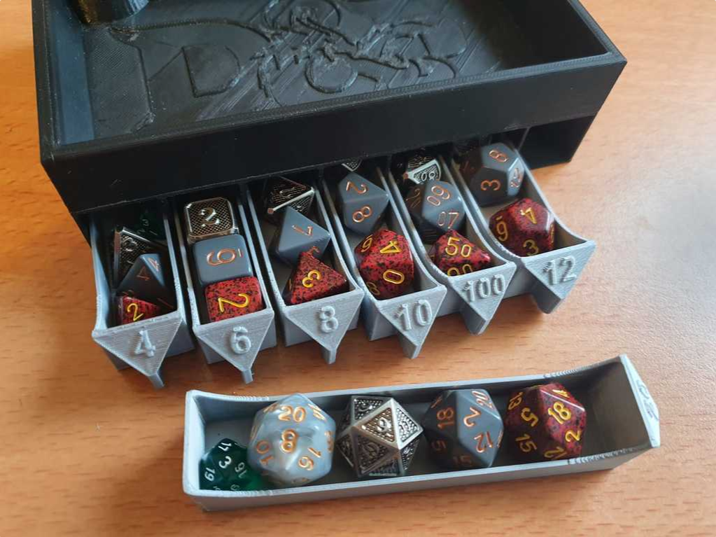 Miniatura 2 do modelo 3D D&D dicetray & storage