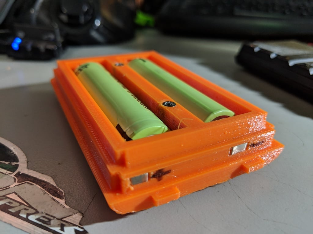 FT-60E/R 18650 battery pack with internal BMS