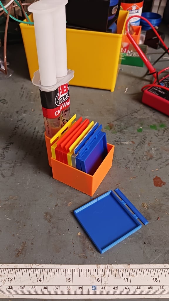 Customizable Two-part epoxy caddy with mixing pots — thumbnail 2