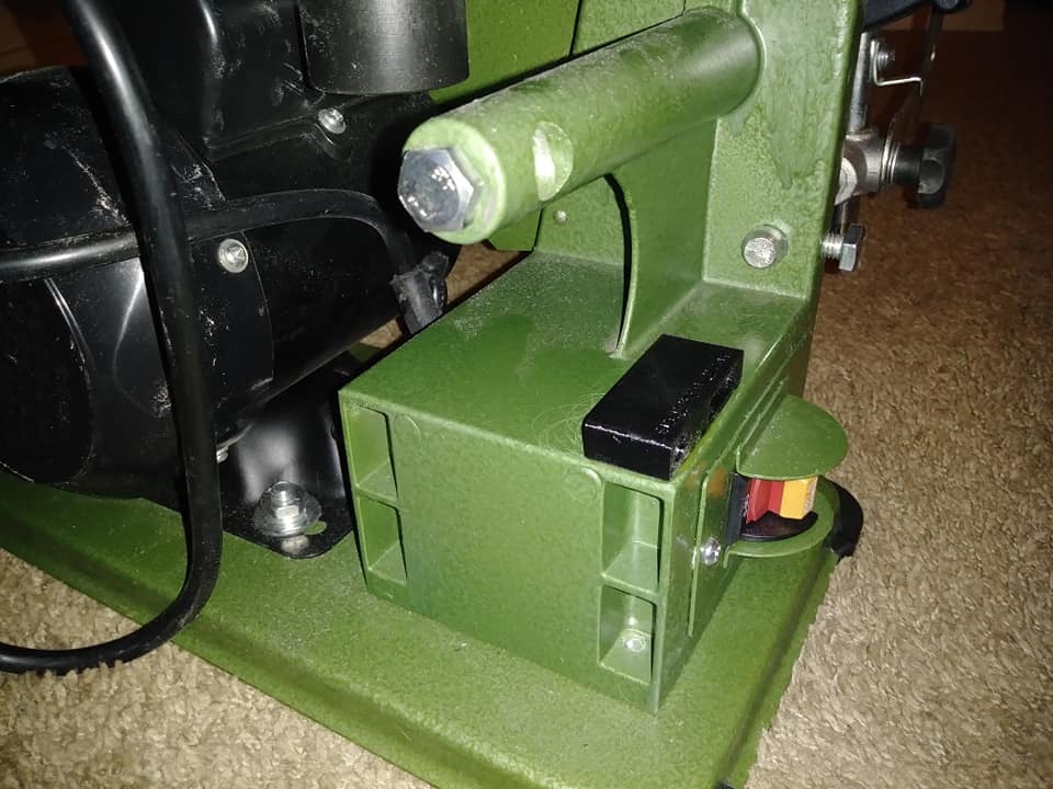 Harbor Freight 97181 belt sander tool holder by eDorfProductions