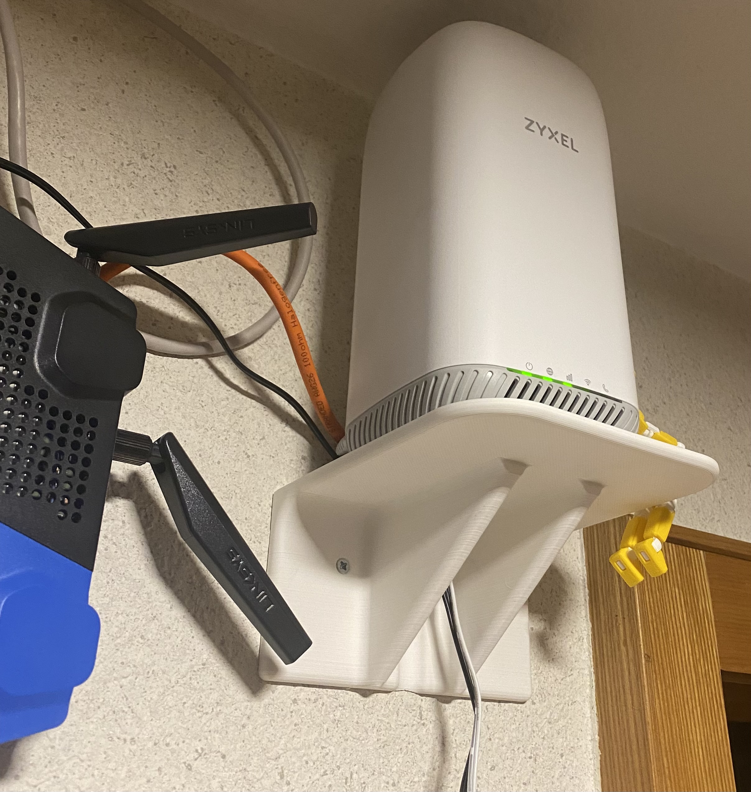 Shelf for mobile router, homepod, alexa, etc. by mj Download free STL