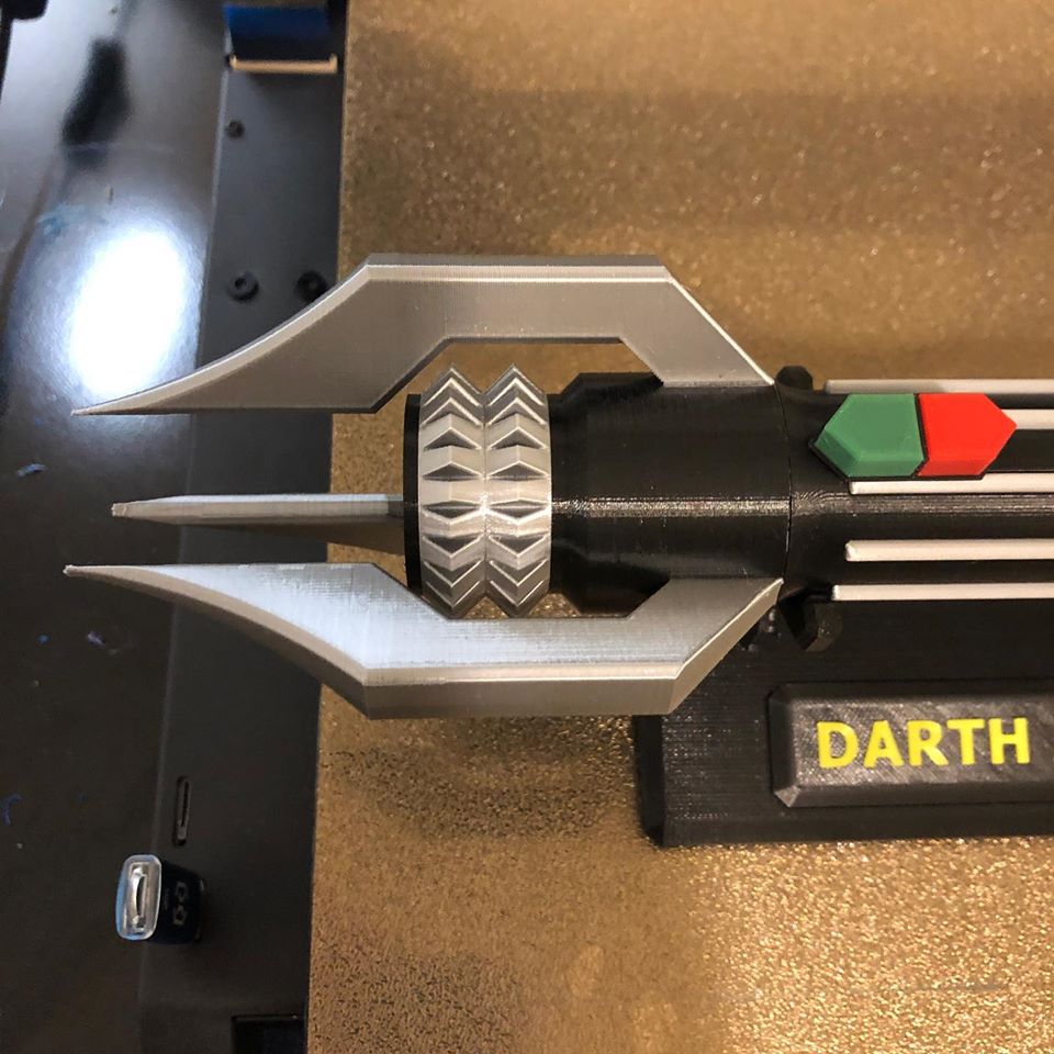 Custom Sith Lightsaber — miniatura 2
