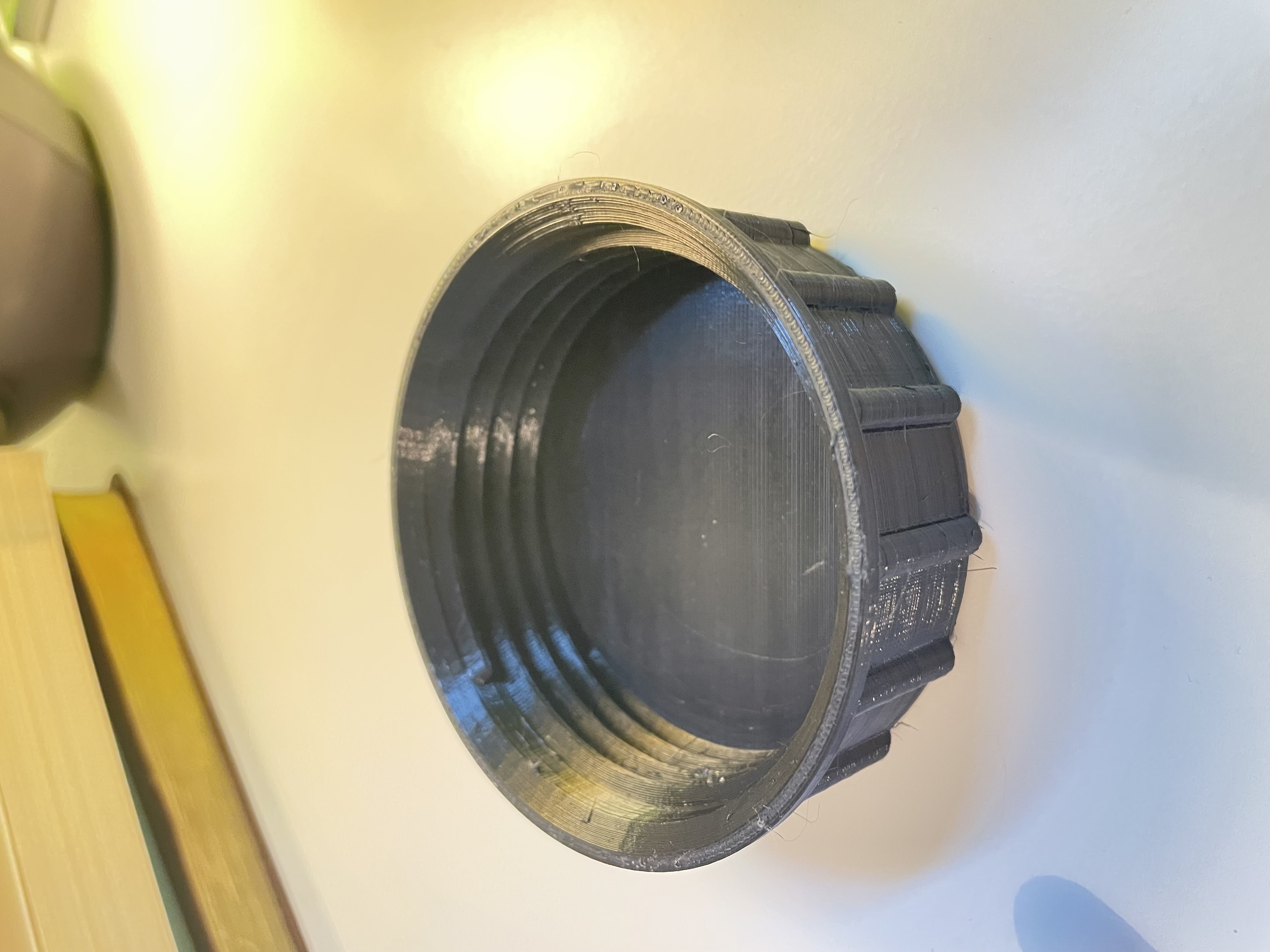 Gas cap for fuel tanks.