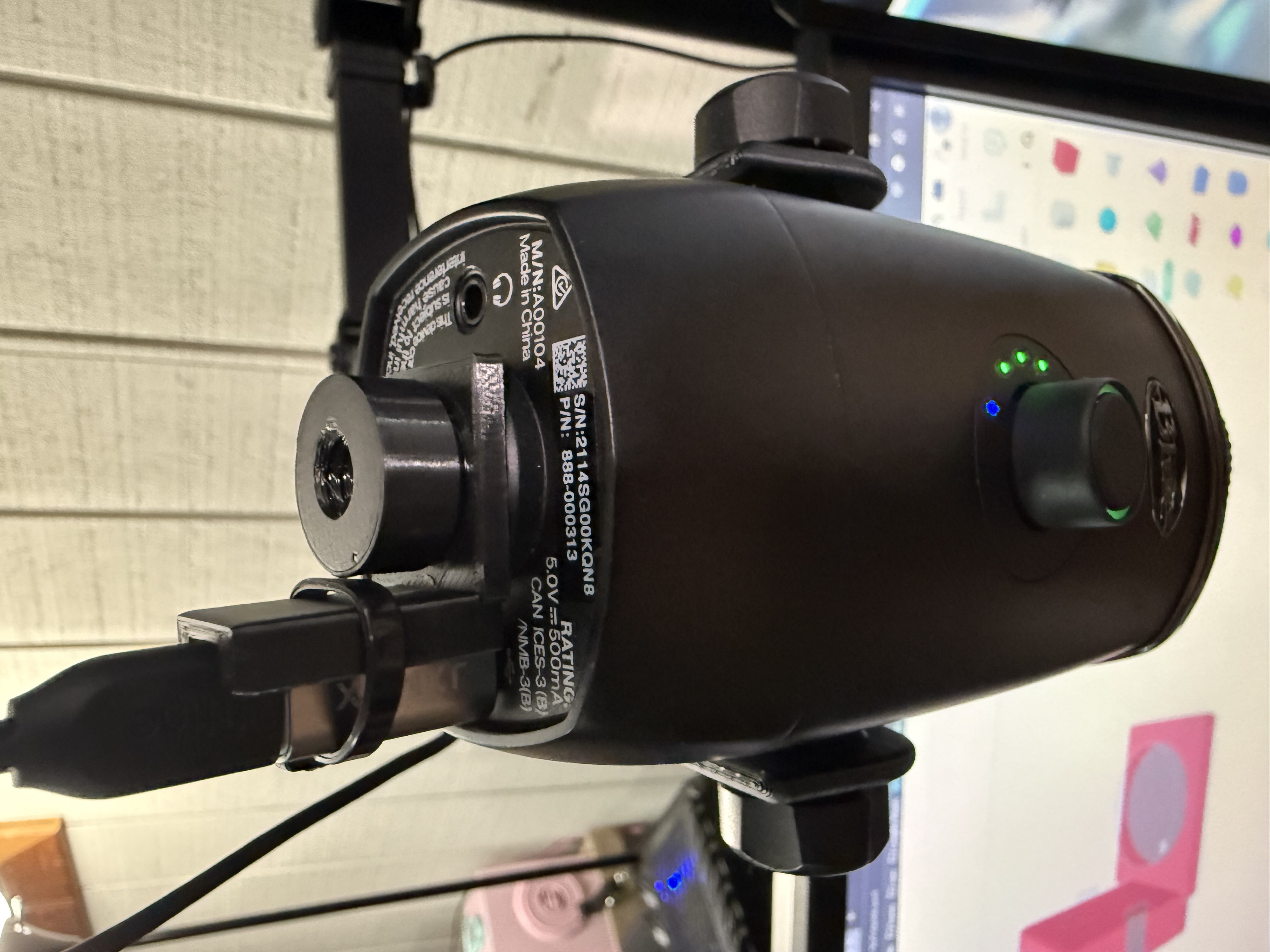 Blue Yeti X USB Lock