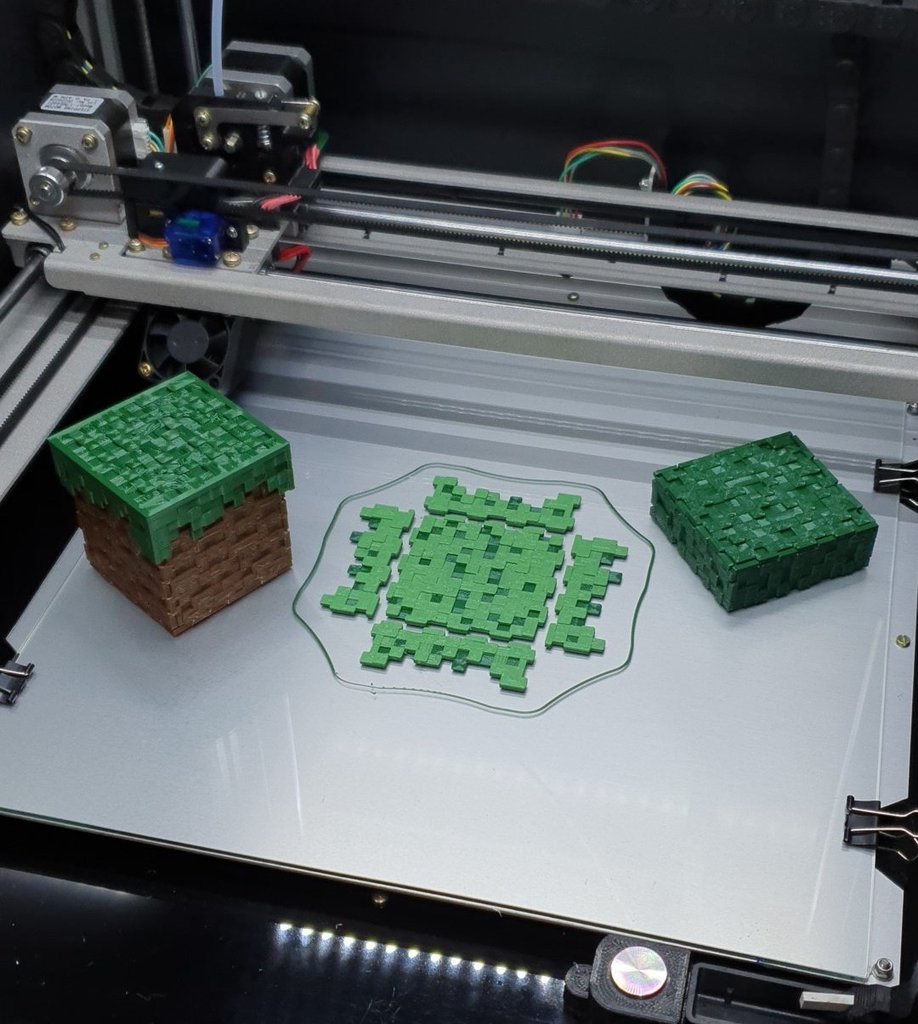Minecraft or Minetest BOX - flat for filament change or whole