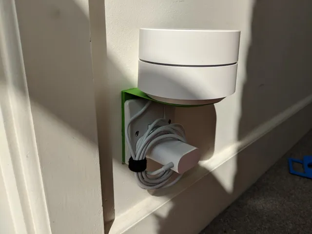 Google Wifi UK socket mount