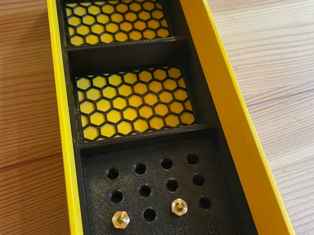 Nozzle insert for Lack Drawers