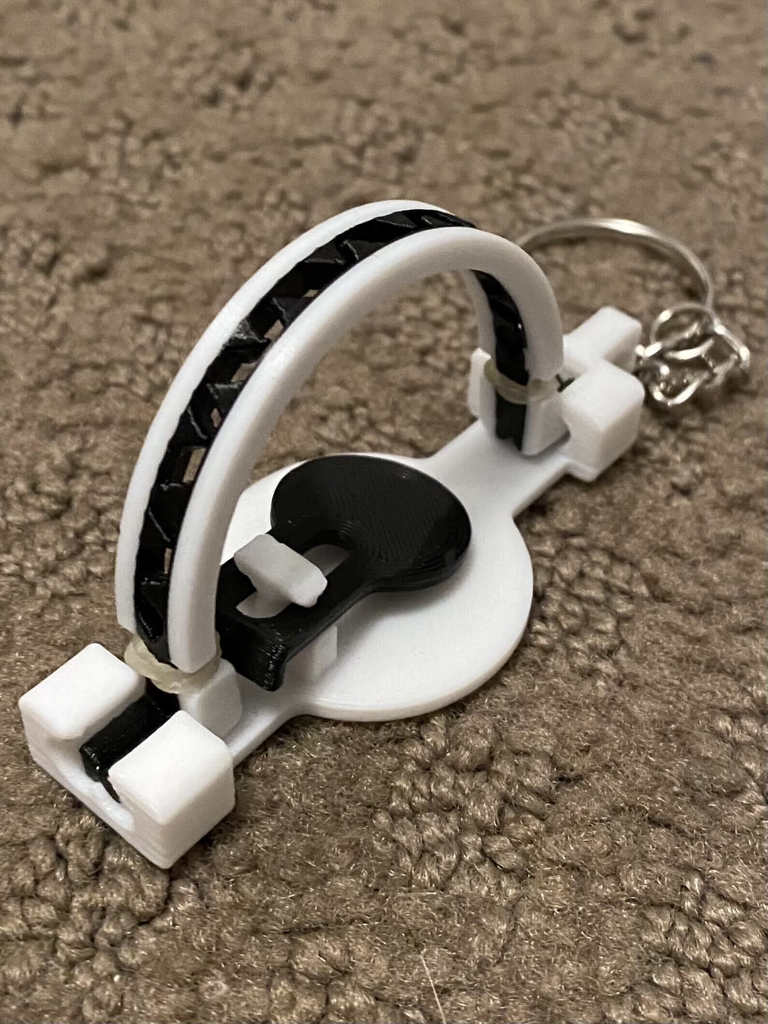 Mini bear trap keychain remix by Wheelbarrow_of_Melons Download free