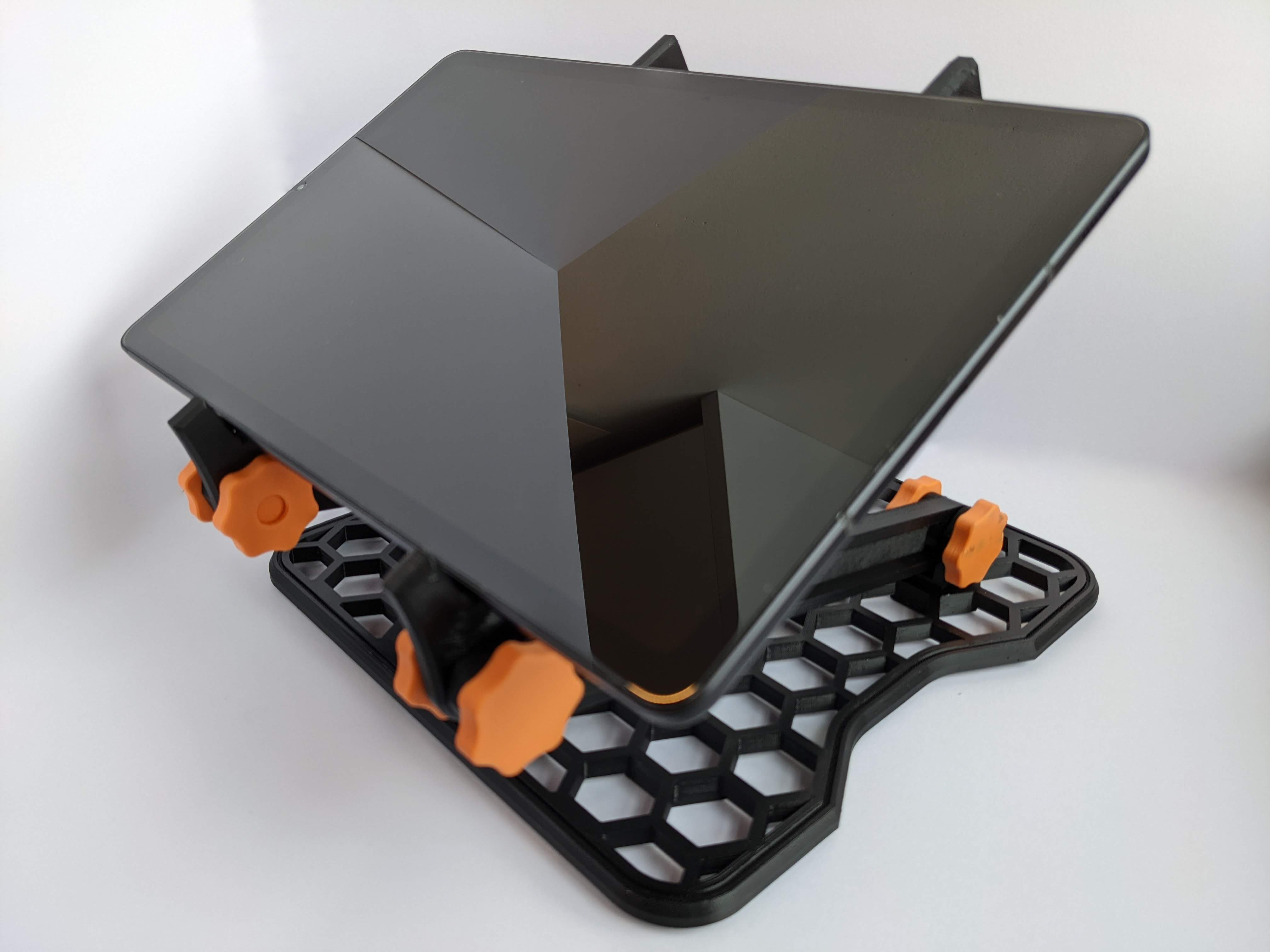 Miniatura 5 do modelo 3D Tablet and Notebook Stand