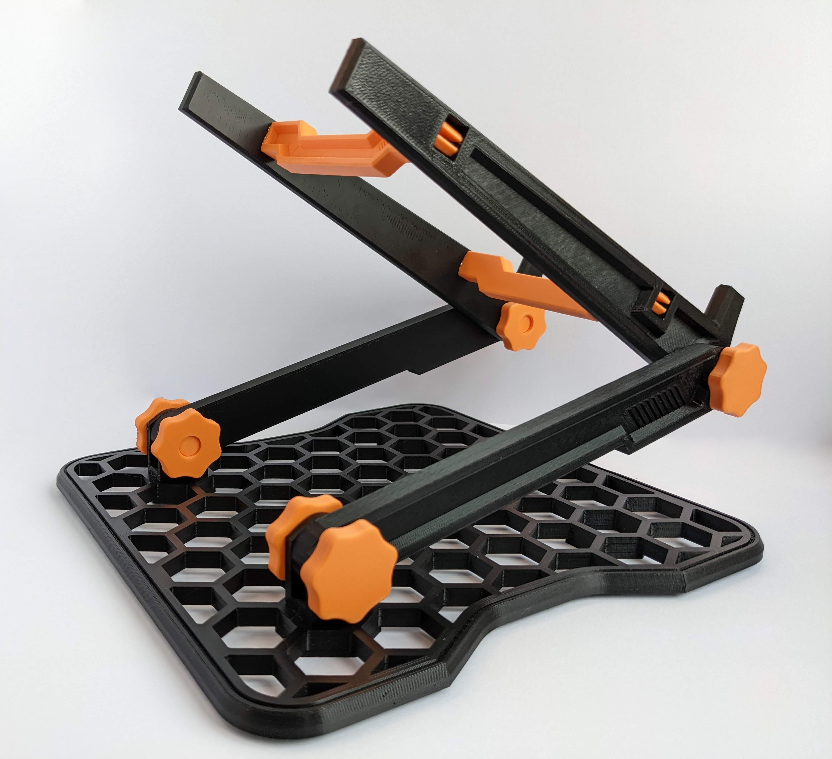 Miniatura 3 do modelo 3D Tablet and Notebook Stand