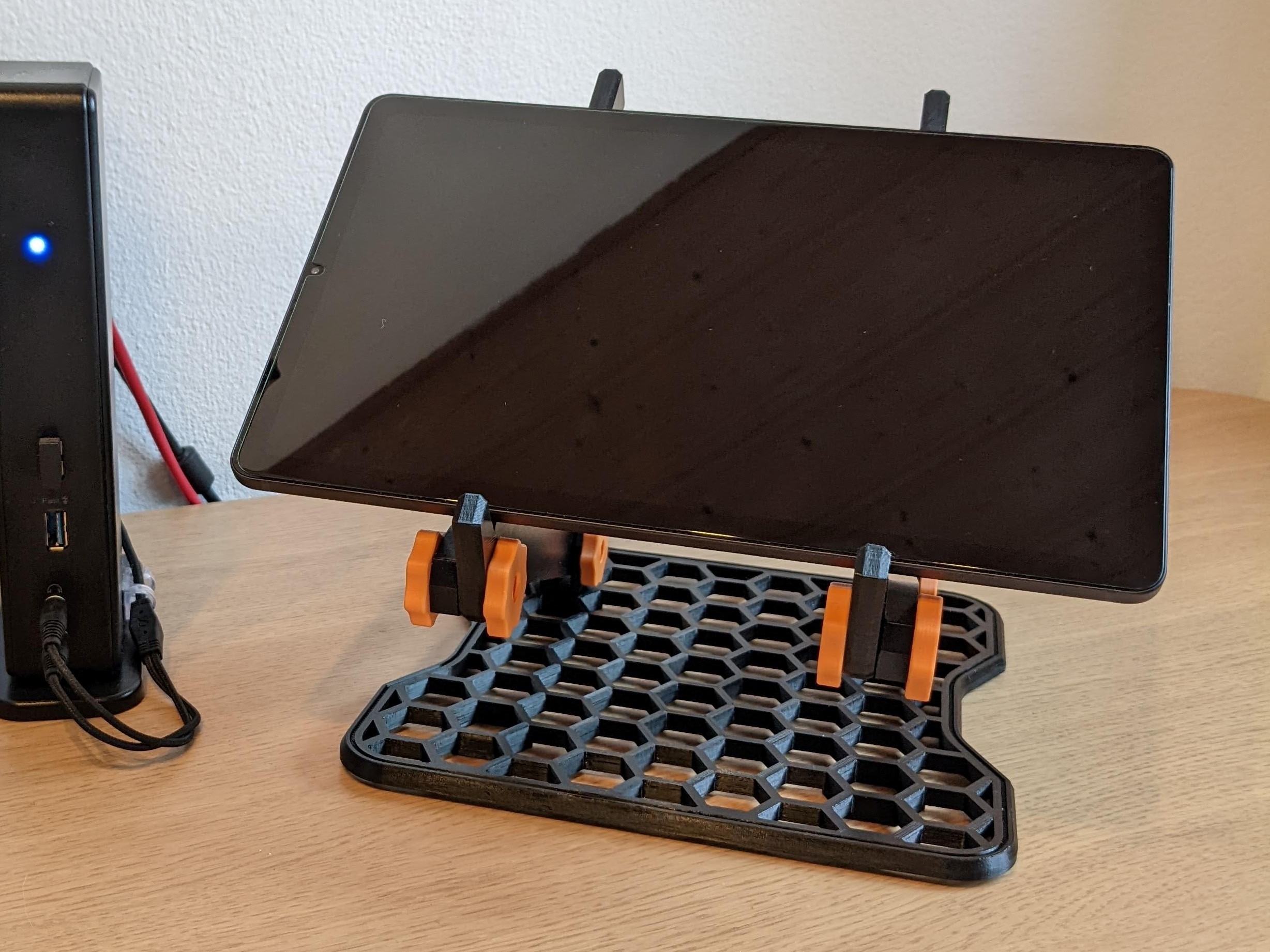 Tablet and Notebook Stand