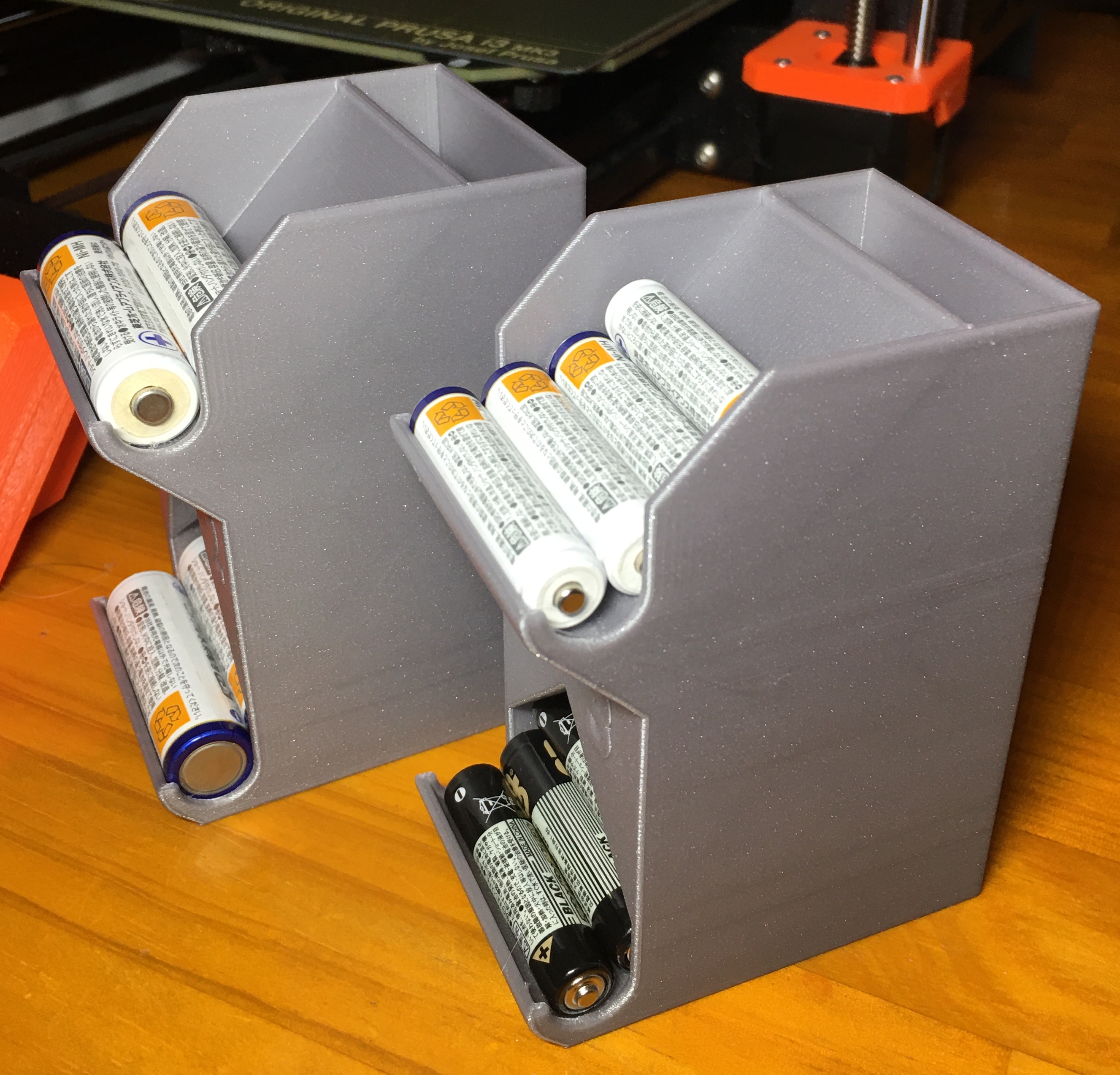 Miniatura 2 do modelo 3D Battery holders with a compact extra space
