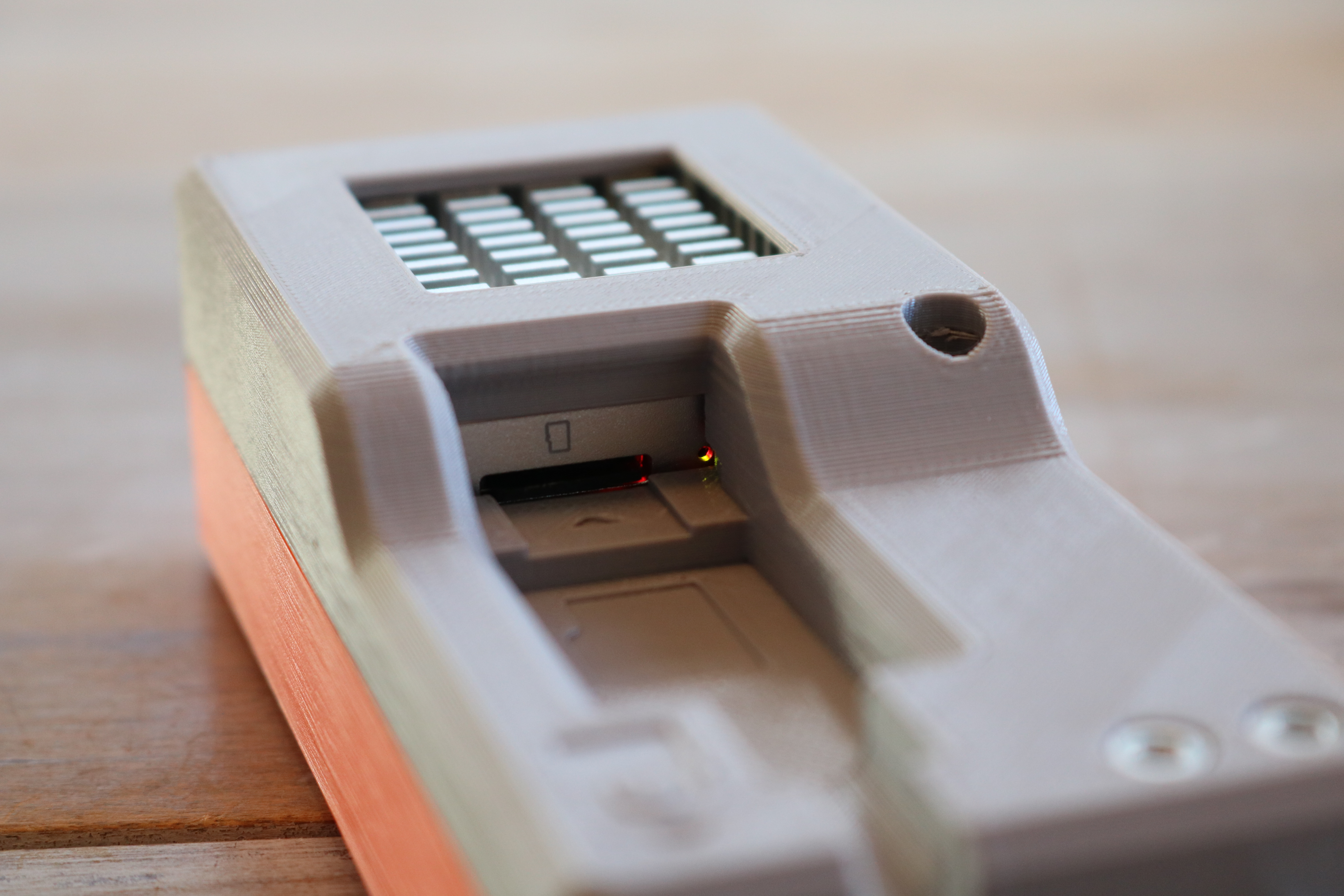 Miniatura 5 do modelo 3D WLAN Pi Handheld Case