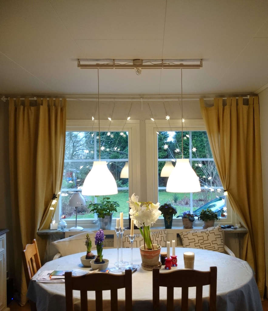 Lamp Divider