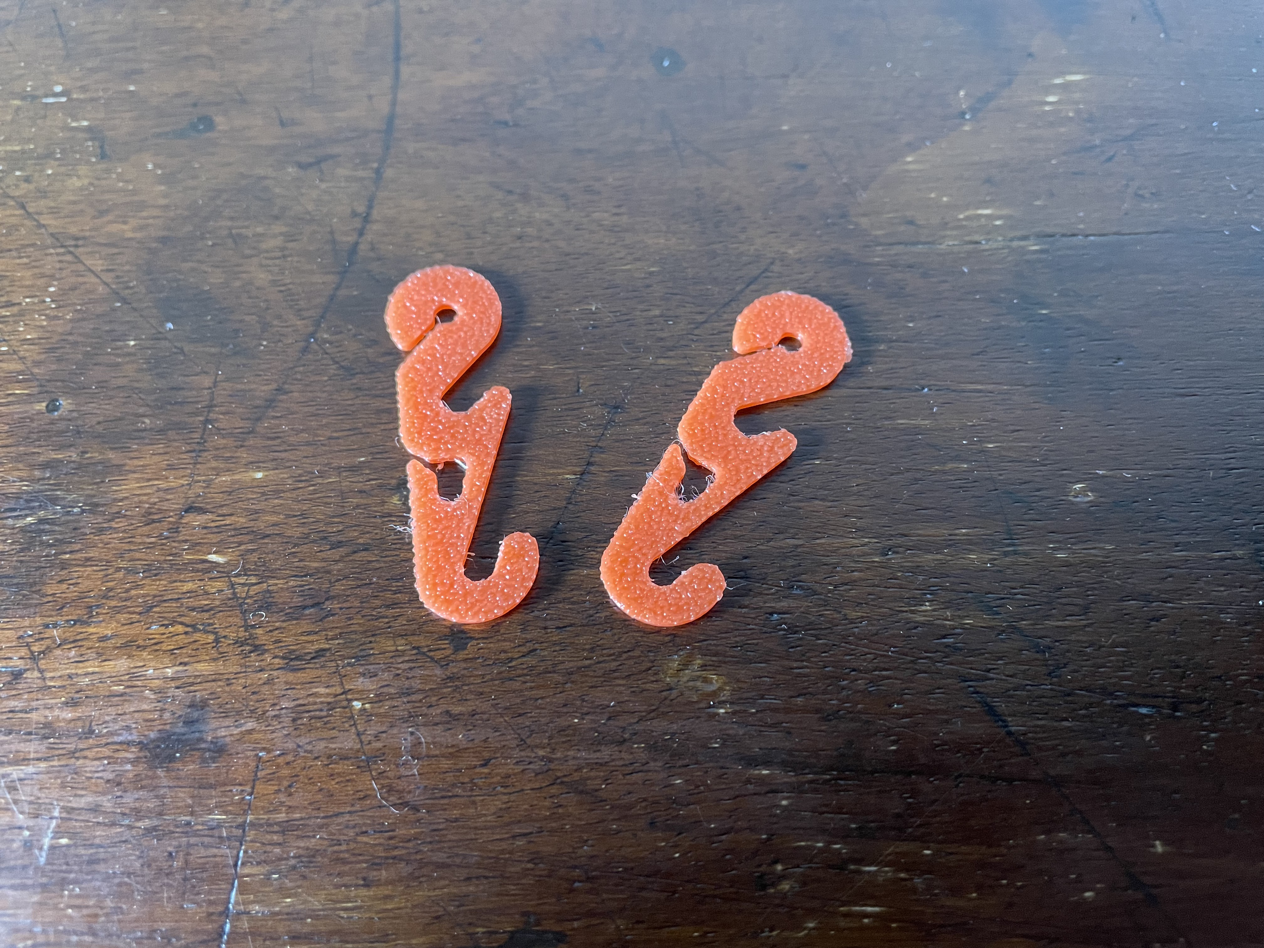 Miniatura 2 do modelo 3D Mask Strap Hook