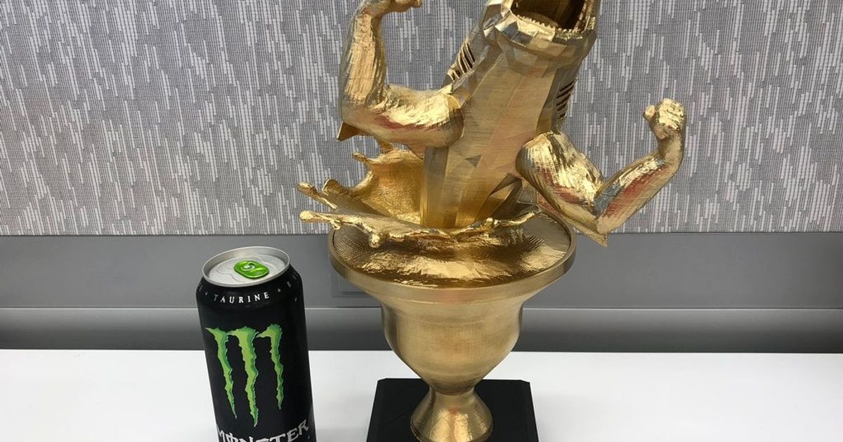 Ultimate Beefy Shark Trophy by hughes Download free STL model