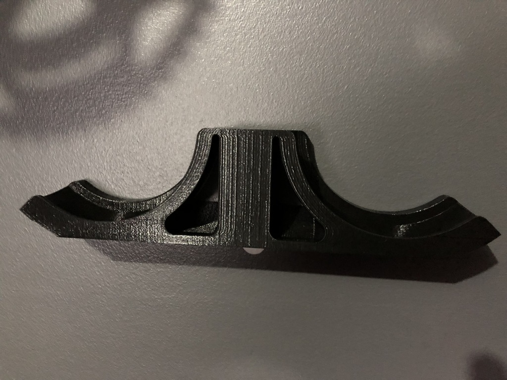 Oculus Touch Controller Command Strip Wall Mount — thumbnail 2