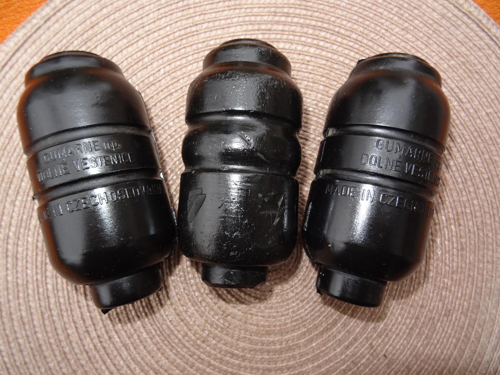 retro Czech training grenade replica/ Replika cvičného Československého granátu