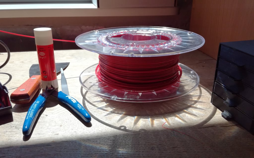 Slim Horizontal Spool Holder