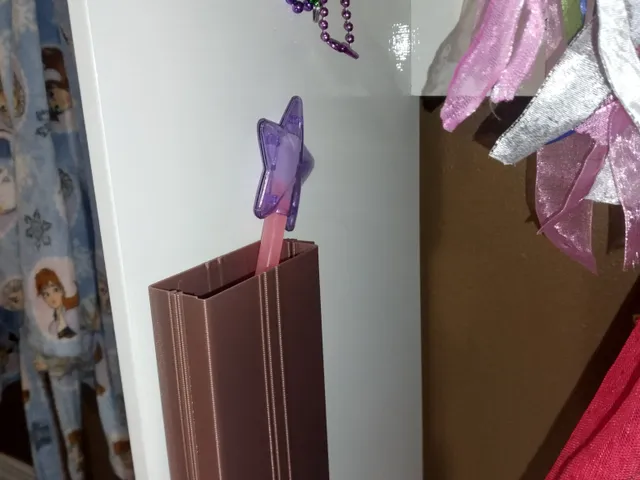 Wall-mounted Wand Bin
